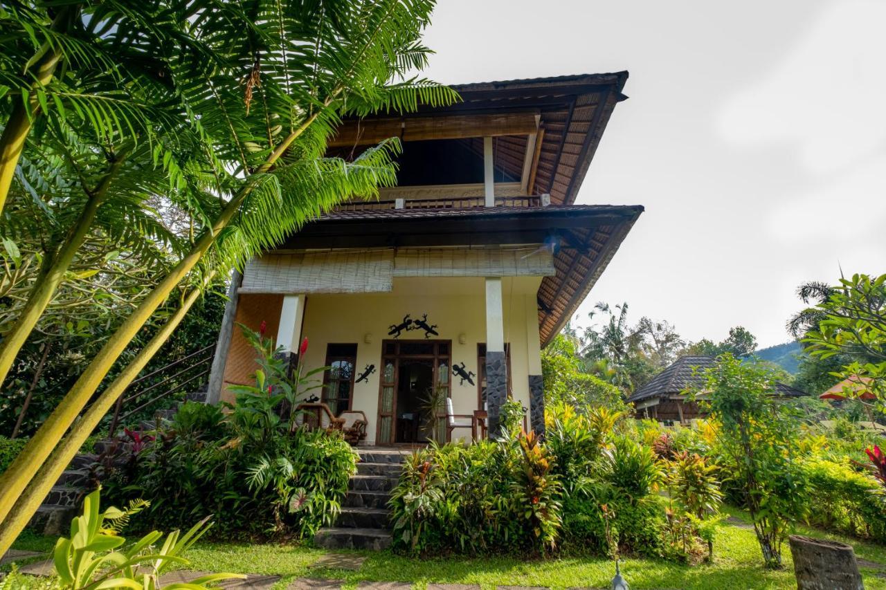 Villa Manuk Singaraja Exterior foto